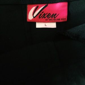 VIXEN BY MICHELINE PITT CAPRI PANTS SZ LARGE